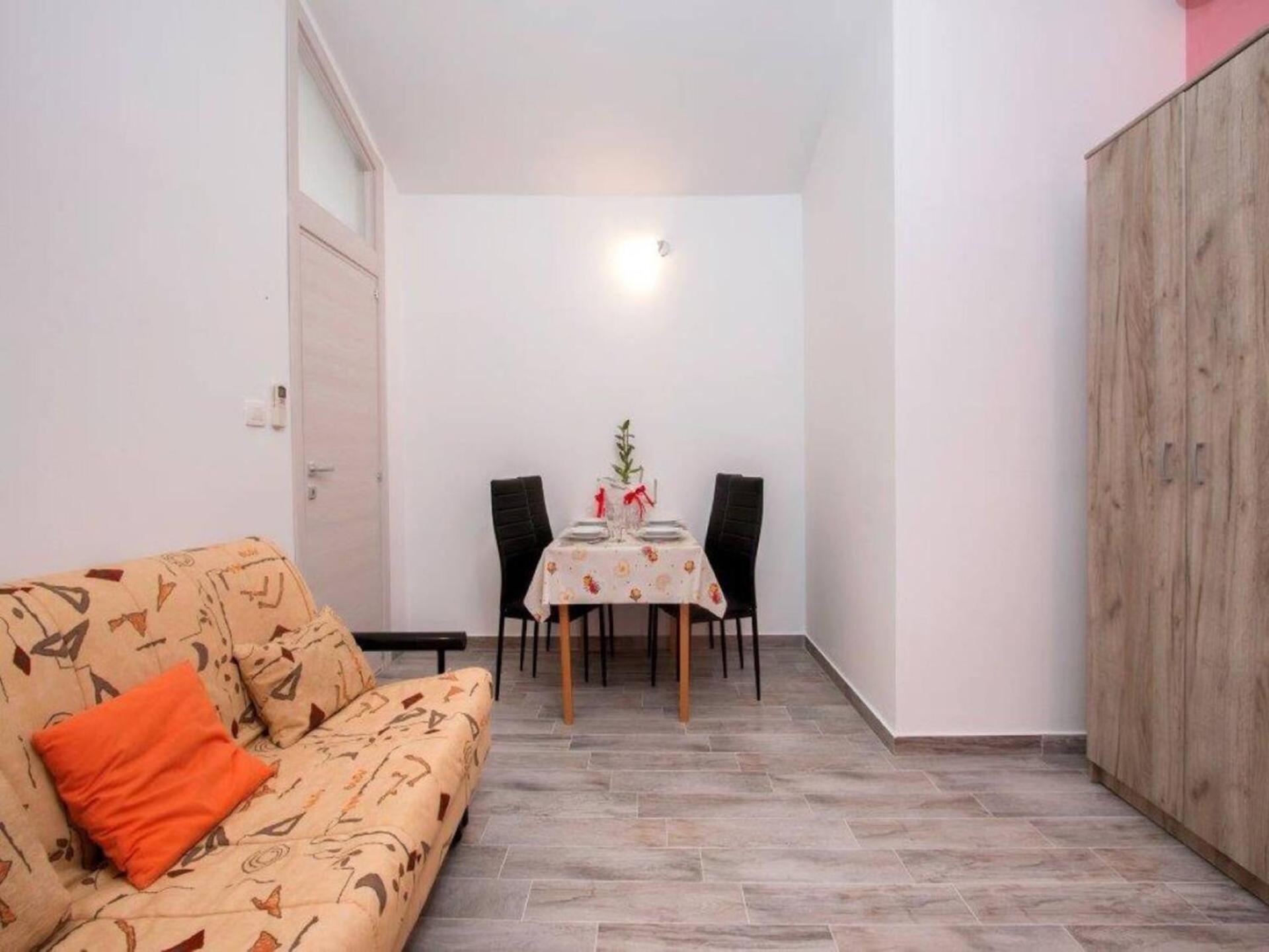 Pleasant Oriana Apartment Near The Sea-بولا المظهر الخارجي الصورة
