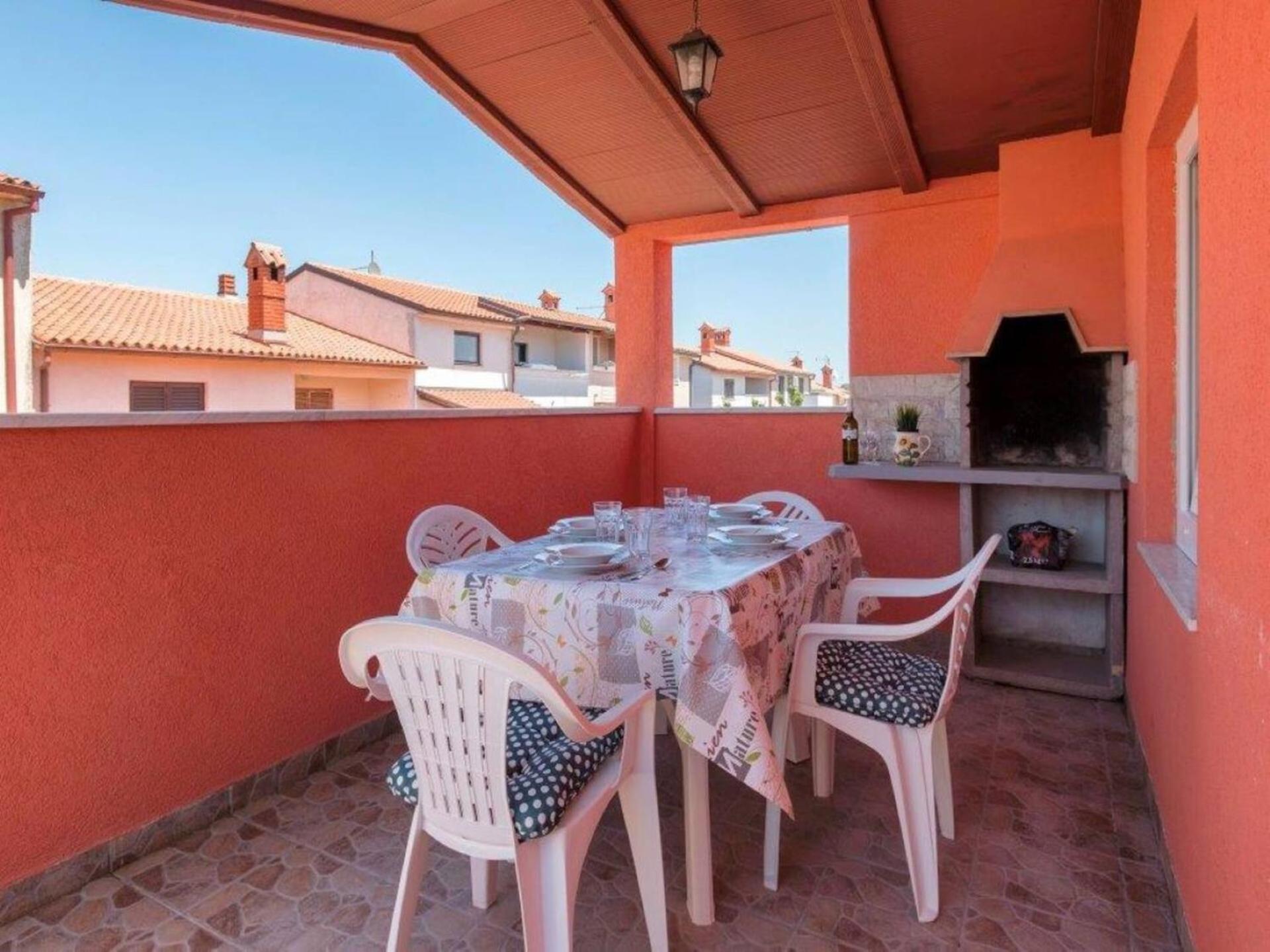 Pleasant Oriana Apartment Near The Sea-بولا المظهر الخارجي الصورة