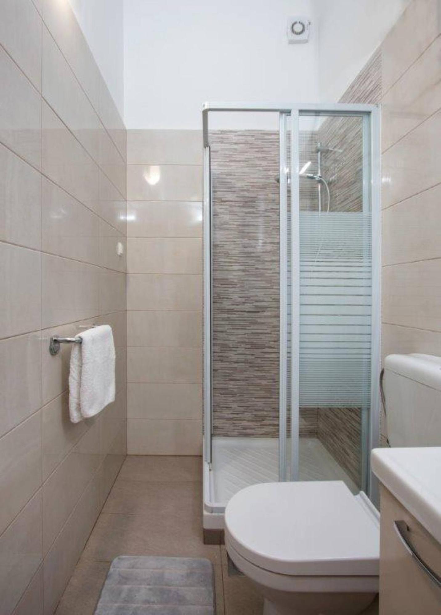 Pleasant Oriana Apartment Near The Sea-بولا المظهر الخارجي الصورة
